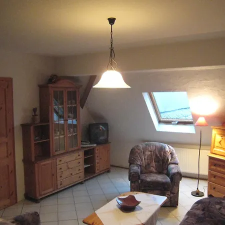Апартаменты Cozy Morbach Getaway, Cleaning Included Morscheid-Riedenburg